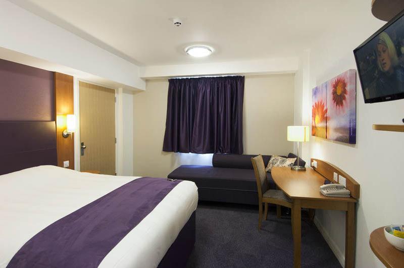 Premier Inn Premier Inn Stockport Central Exterior photo